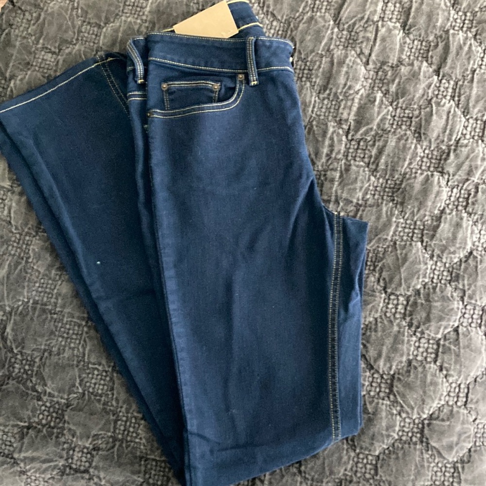 LL Bean Favorite Fit Jeans SZ 2 Tall